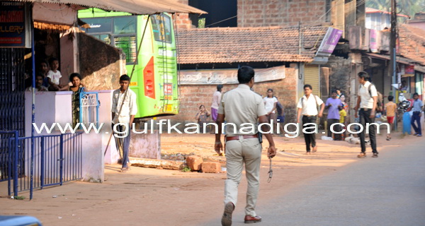 Ullala_Curfew_clamped_16