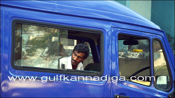 Ullala_Curfew_clamped_43