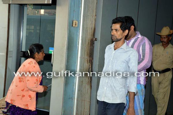 Ullala_Curfew_clamped_50