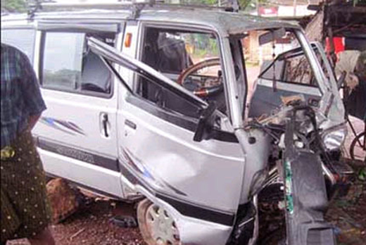 maruthi accident 14 feb 2014 1