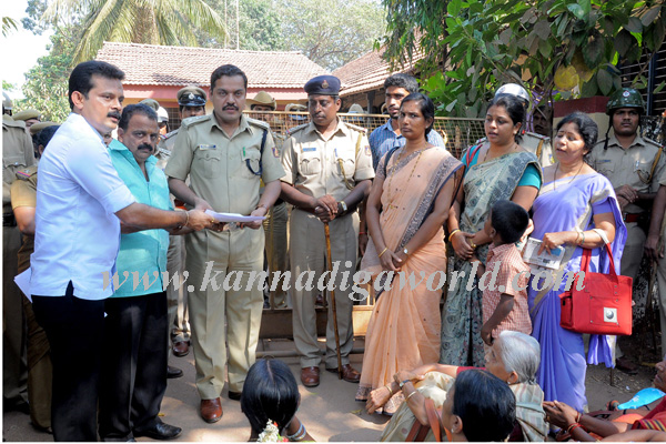Bantwal_Police_Suronded_8