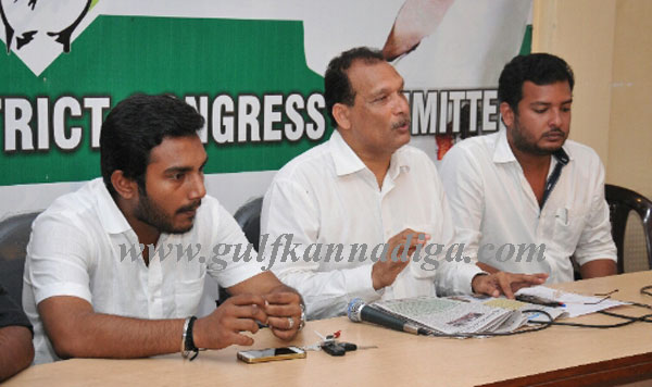 Congress_Press_Meet_1