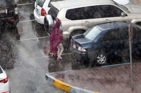 Dubai rain-March 15-2014-011