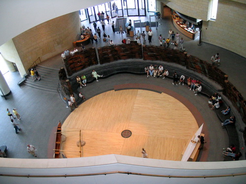 Interior_of_the_National_Museum_of_the_American_Indian_resize