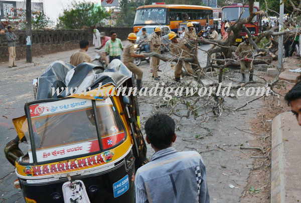 Jyothi_Auto_Accident_4