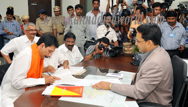 Nalin_Namaptra_sallike_3