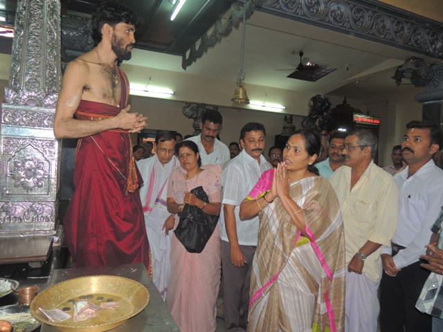 shobha-karandlaje-kundapur-visit-5