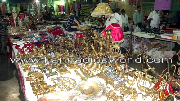 Rajasthani Grameena Mela displays wide range of art crafts 