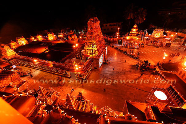 Kudroli_dasara_Lighting_1