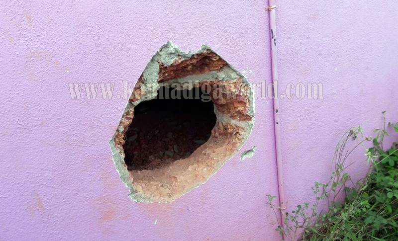 byndoor_bank_theft-attempt-4