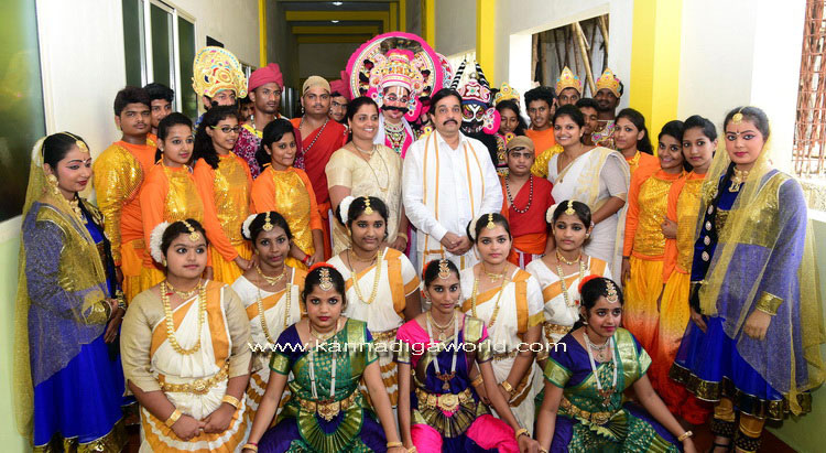 karavali_colg_onam_1