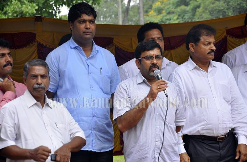 molahalli-panchayt_bundh_udaya-kuala-14