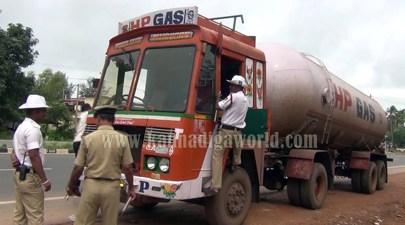 tamilunadu_vehicle_checking-10