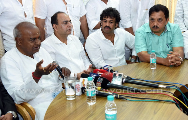 devegowda-press_2