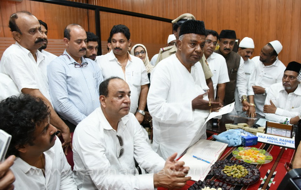 dgowda_katil_darga_9