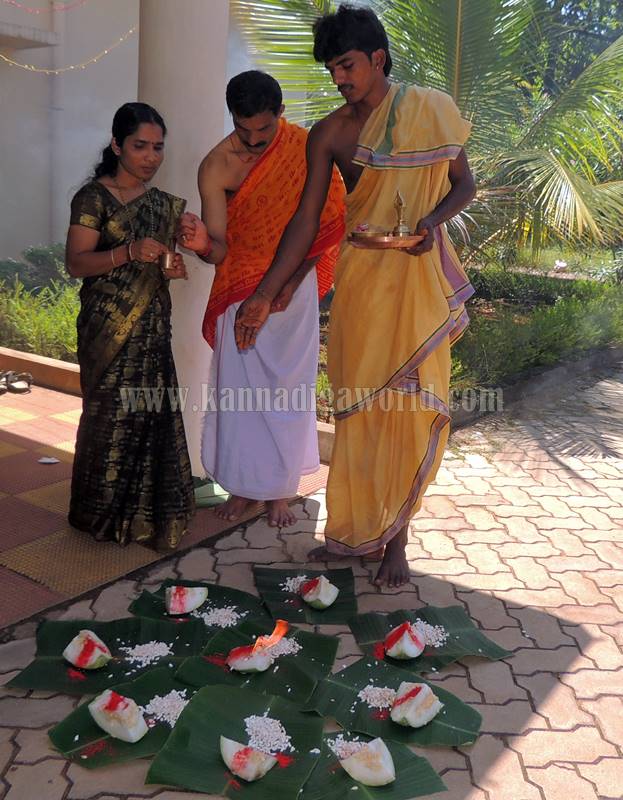 kundapura_aayudha-pooje_police-station-12