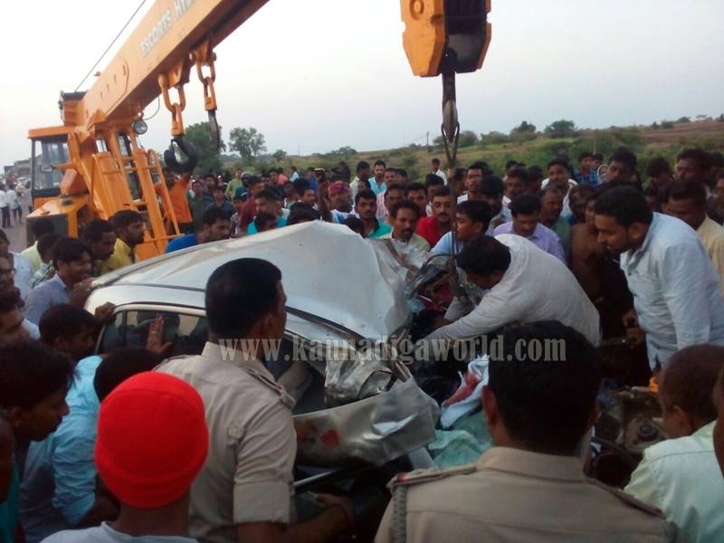 kundapura_byndoor_accident-3