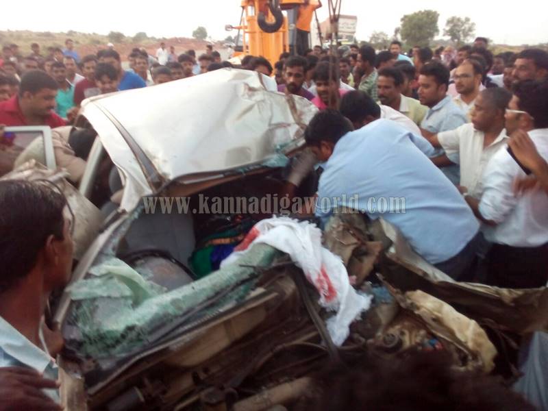 kundapura_byndoor_accident-4