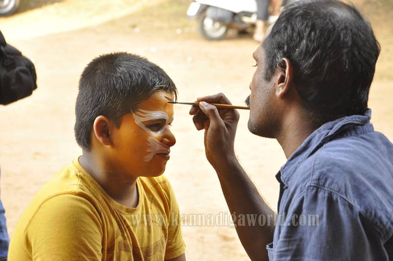 kundapura_hulivesha_kunitha-2016-1