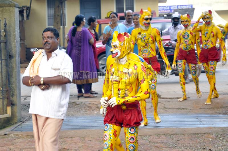 kundapura_hulivesha_kunitha-2016-11