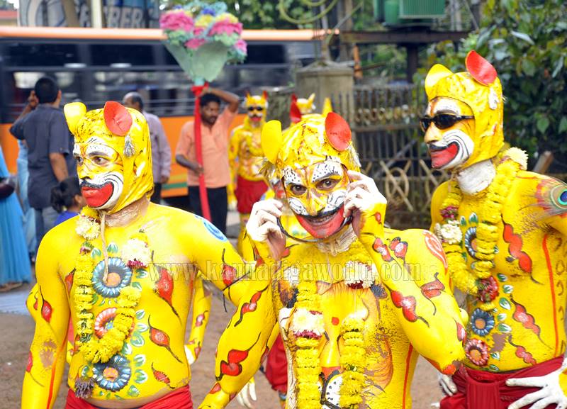 kundapura_hulivesha_kunitha-2016-12