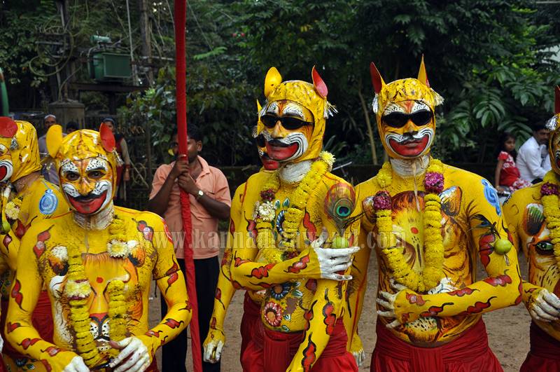 kundapura_hulivesha_kunitha-2016-15