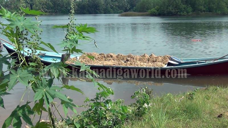 kundapura_illegale_sand-mining-2
