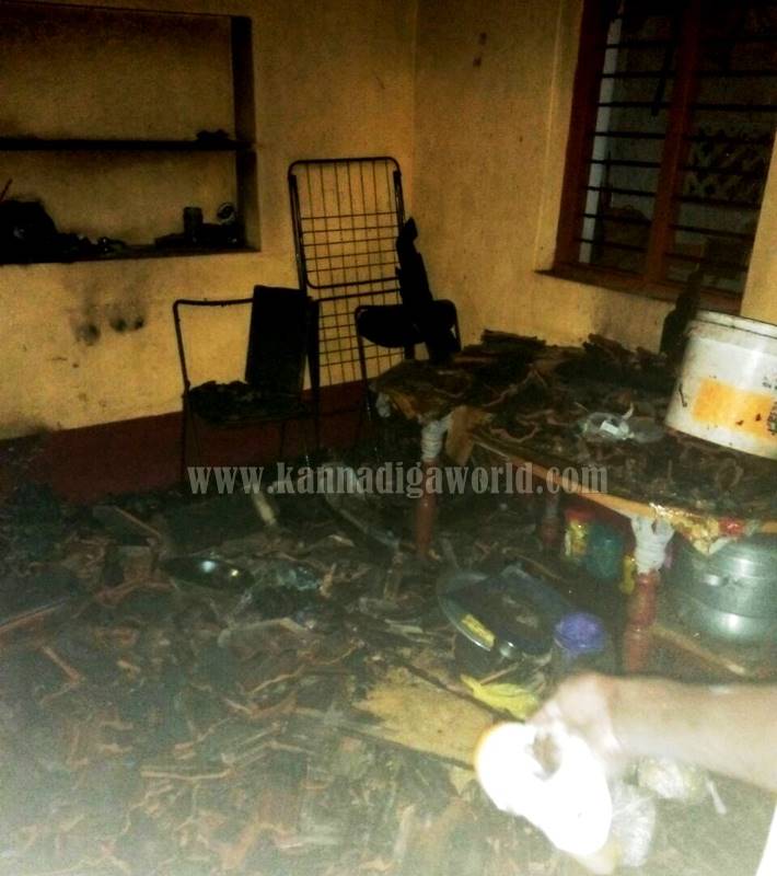 mavinakatte_home_fire-3