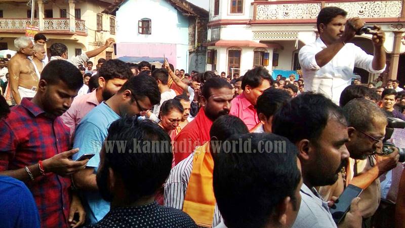 udupi_kanakanade_pejawara-shree-1