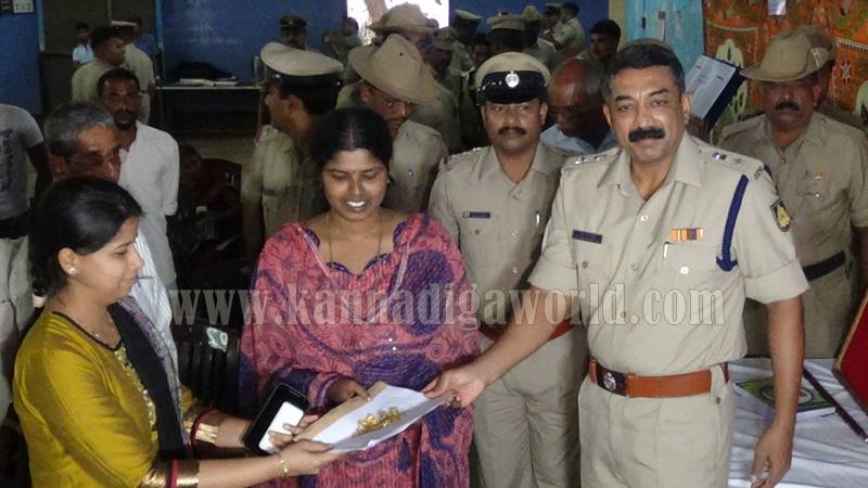 udupi_theft-case_property-handover-4
