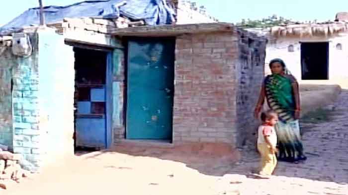 lathadevi_toilet_build_2