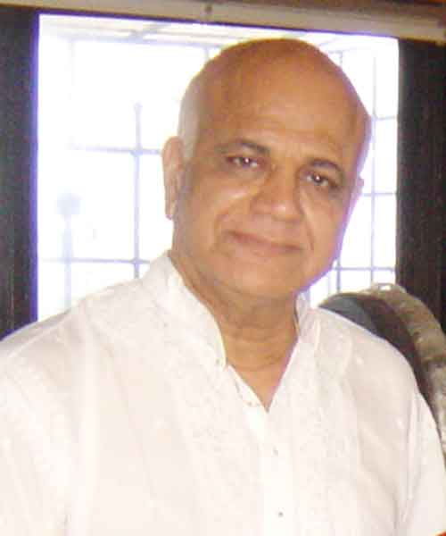 shilp_father_surendrashetty