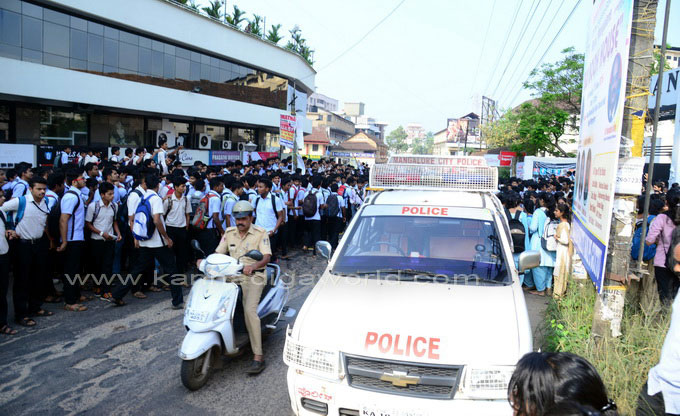 canara_colg_protest_1