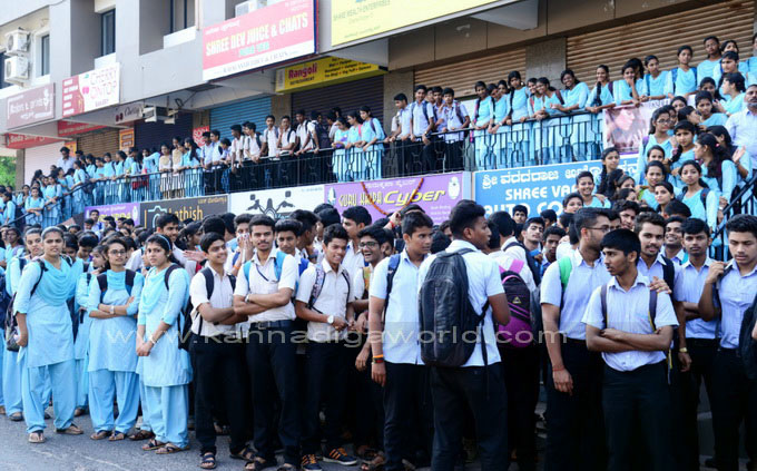 canara_colg_protest_9