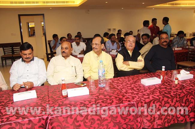 devadiga-sangha-dubai-2016-img-20161128-wa0147-102