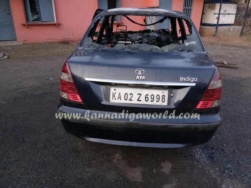 car_catches_fire-at-udupi-8