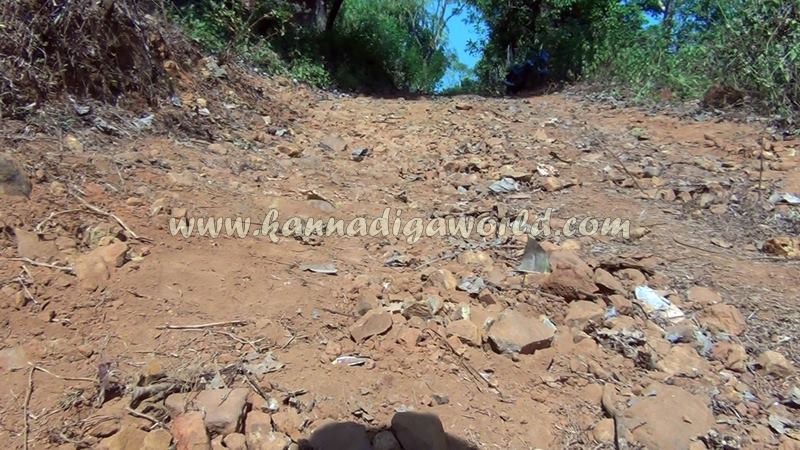 kundapura_aanjaneya_kaltod-muroor-viist-8