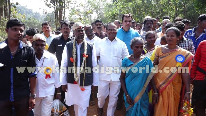 kundapura_mooruru_minister-aanjaneya-11