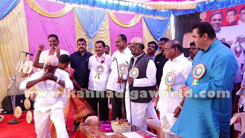 kundapura_mooruru_minister-aanjaneya-2