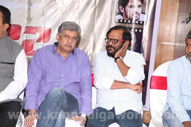 march-22-movie-bang-press-meet-15541252_661827960671865_5117517987972814285_n-016