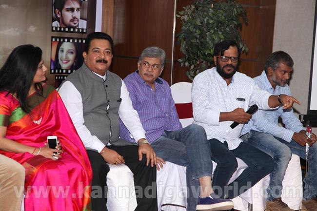 march-22-movie-bang-press-meet-15622504_661827114005283_7360440674942806983_n-042