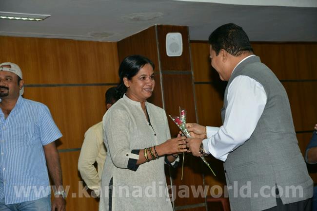 march-22-movie-bang-press-meet-img-20161219-wa0092-007