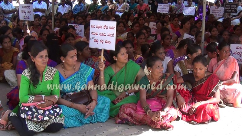 mini-vidhana-soudha_dharani_kndpr-9