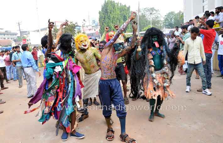 twnhll_budkattu_utsava_6