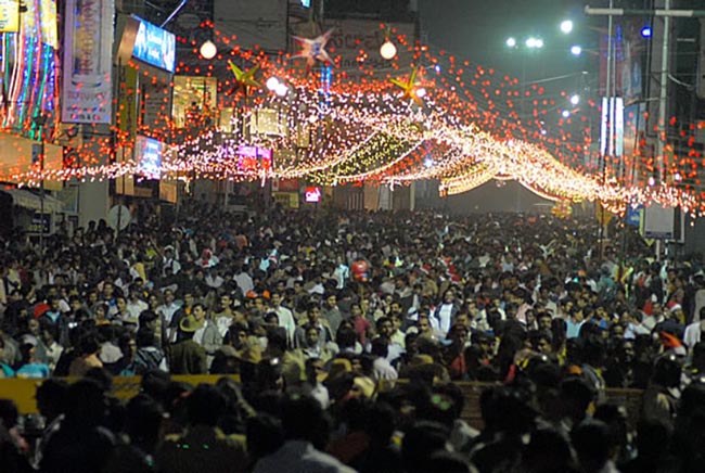 new_year_eve_brigade_road